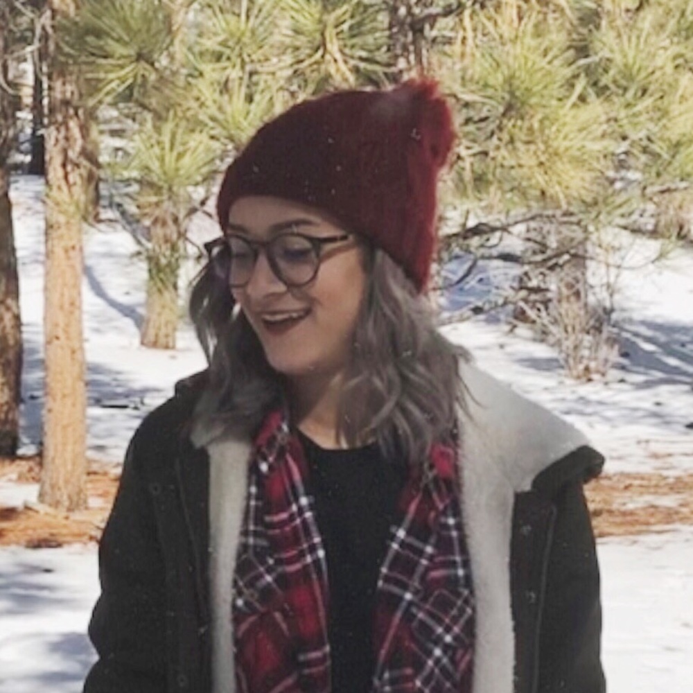 Meet your Posher, Alyx